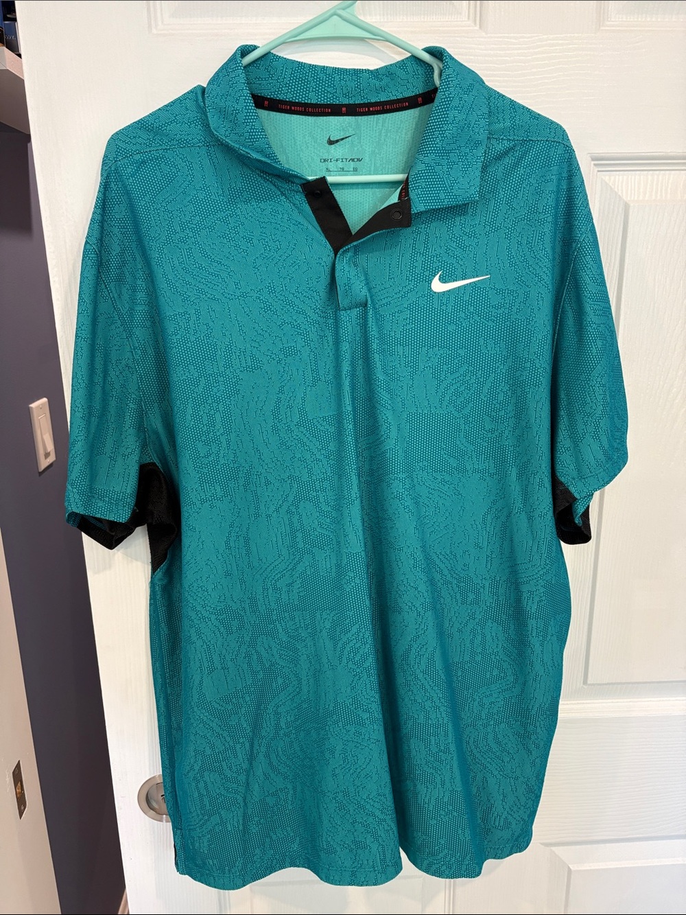 Nike Men’s Tiger Woods Collection Teal Short-Sleeve Performance Polo